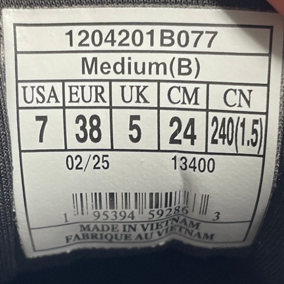 Brooks Ghost Max 2 Shoes Women's Size 7 Medium B Black White Orchid Ice Sneakers - Picture 8 of 8